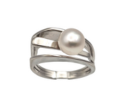Sterling Silver Pearl Ring, Size 8.25