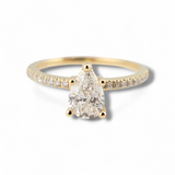 0.89 CTW Pear Cut Diamond Engagement Ring 14k Yellow Gold - Size 6.5